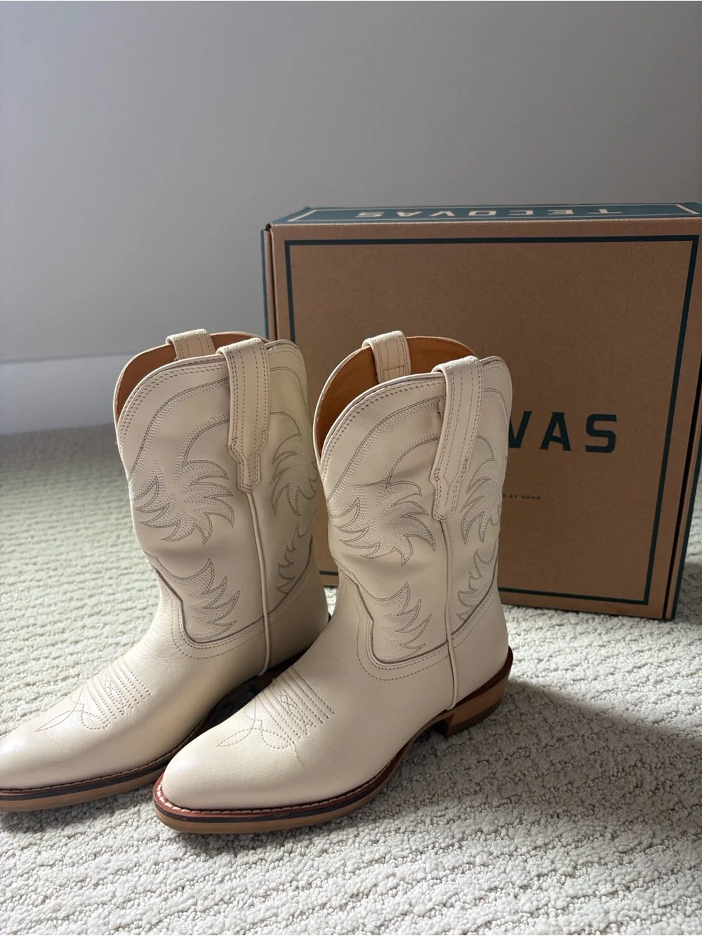 Tecovas The Annie Kid Bone size